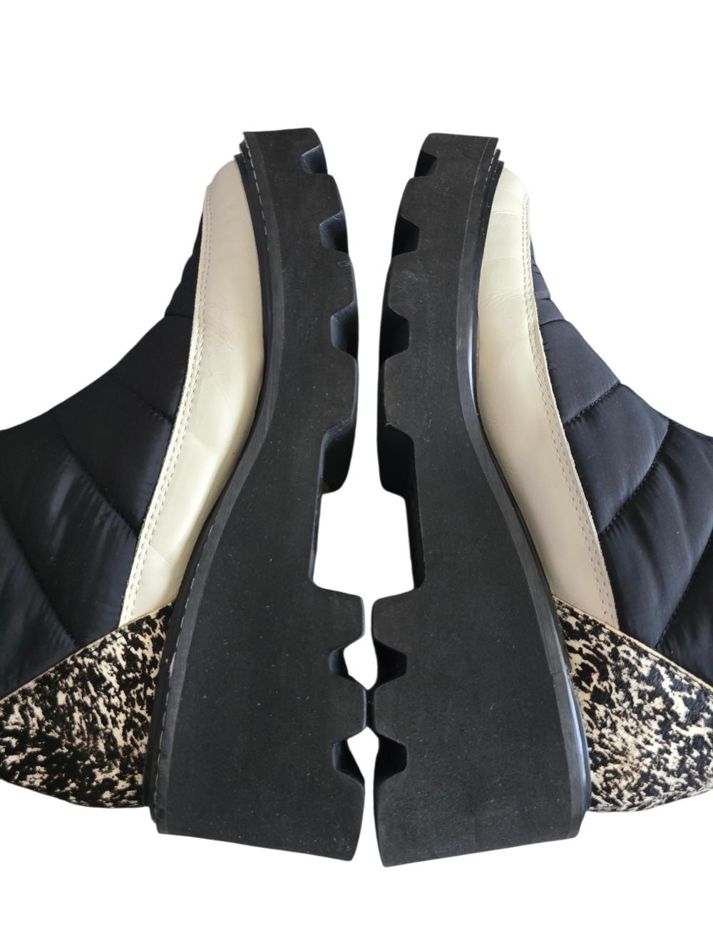 Dolce Vita Helki Women's Black and White Quilted Zip Front Boots | Size 8.5 - Picture 8 of 15